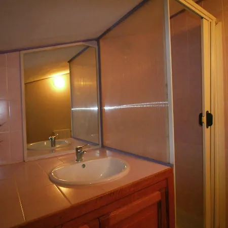 度假居 Welcoming Holiday With Private Pool In *