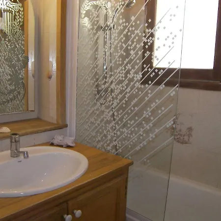 Welcoming Holiday With Private Pool In Céreste